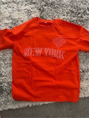 New York Knicks Orange Graphic Tee